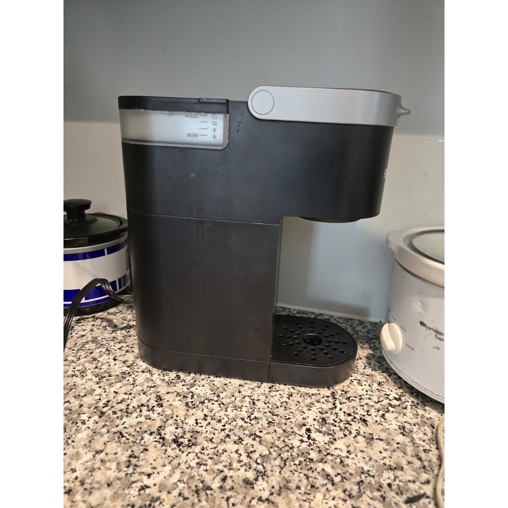 Keurig K-Slim Single Serve K-Cup Pod Coffee Maker Black 46oz Reservoir 121321 - Picture 2 of 5